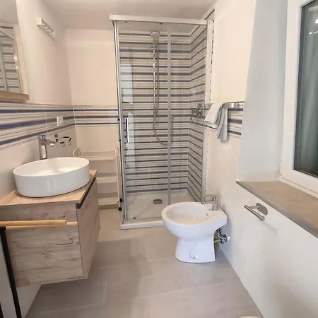 - Alloggi Mario & Marta Guest house